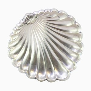 Schale in Muschelform mit fischförmigen Füßen