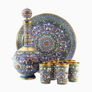 Russischer Emaillierter Silberner Likörkrug und Gläser im Cloisonné-Stil, 7 . Set