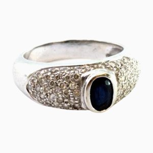 Anillo de oro blanco con diamantes de talla brillante