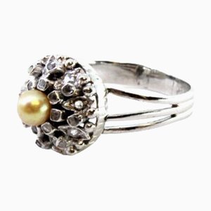 Anillo de oro blanco con chips de diamantes