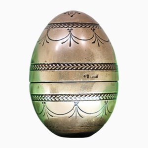 Oeuf en Argent avec Guirlandes Gravées et Intérieur Doré