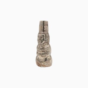 Inka Shaker in Silber mit Tasse