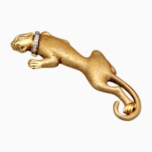 Leopard Shaped Gold Brooch with Diamond Collar