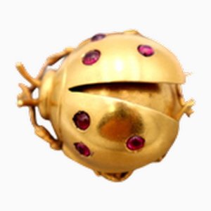 Marienkäferförmige Goldbrosche