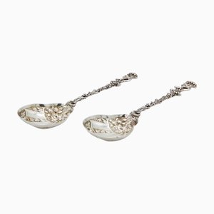 Souvenir Spoons in Silver with Embossed Putti Figures and Floral Motifs, Set of 2