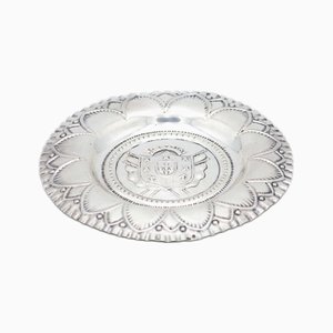 Platillo de plata con el escudo de armas de Portugal