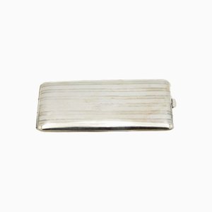 Étui à Cigarettes Rectangulaire en Argent avec Bandes Gravées