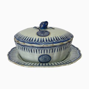 Terrina pequeña de porcelana