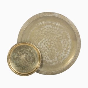 Round Trays, Set of 2