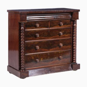 English Chest of Drawers in Mahogany
