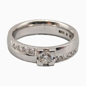 Ring aus 18 Karat Weißgold mit Diamant