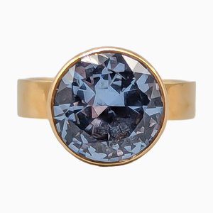18 Karat Gold Ring with Blue Stone