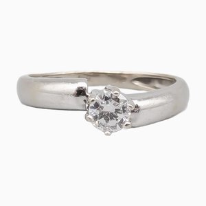 Ring aus 18 Karat Gold mit Steinen