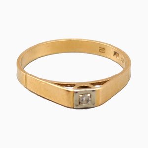 18 Karat Gold and Diamond Ring
