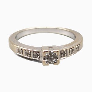 Ring aus 18 Karat Gold mit Diamant