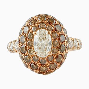Kuppelring aus 18 Karat Roségold mit braunen und weißen Diamanten