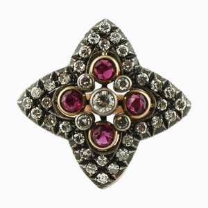 Blumenförmiger Ring aus 18 Karat Weiß- und Roségold mit Diamant und Rubin