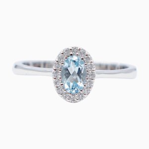 Moderner Ring aus 18 Karat Weißgold mit ovalem Aquamarin und weißen Diamanten