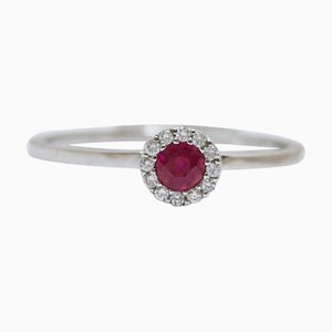 Ring aus 18 Karat Weißgold mit Rubin und Diamanten