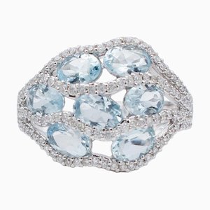 Ring aus 18 Karat Weißgold mit Aquamarin und Diamanten