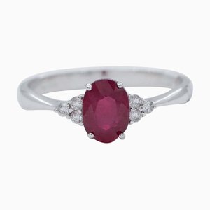 Verlobungsring aus 18 Karat Weißgold mit Rubin und Diamanten