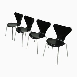 Model 3107 Butterfly Chairs by Arne Jacobsen for Fritz Hansen, 1990s, Set of 4
