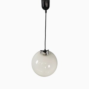 Runde italienische Mid-Century Hängelampe aus weißem Glas, 1950er