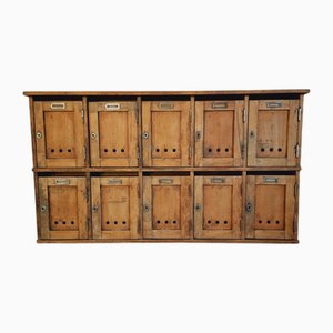 Armoire à Vestiaires Antique en Chêne, France, 1920s-1930s