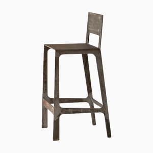 Barhocker aus natürlich patiniertem Stahl mit Rückenlehne von Dennis Kaiser