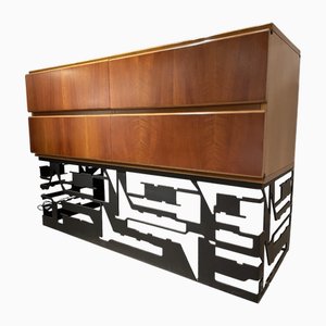 Commode à 4 Tiroirs en Merisier avec Socle en Fer Noir Orné, 1970s