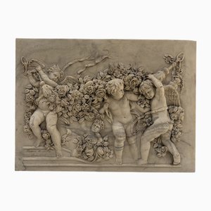 François Duquesnoi, Hochrelief eines Engels in Girlande, 1892, Marmor