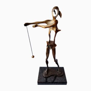 Salvador Dali, Homage to Newton, 1980s, Bronze avec Socle en Marbre