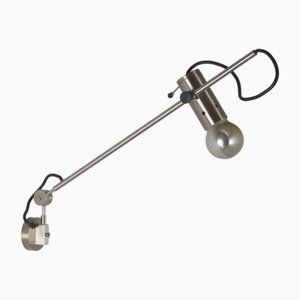Lampada da parete 194 minimalista di Tito Agnoli per Oluce, anni '50