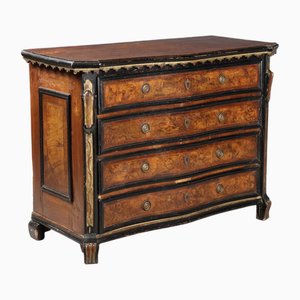 Baroque Chest of Drawers in Walnut