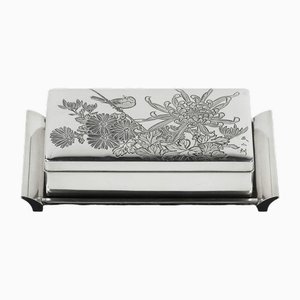 20. Jh. Silberdose mit Chrysanthemen und Vogel, Japan