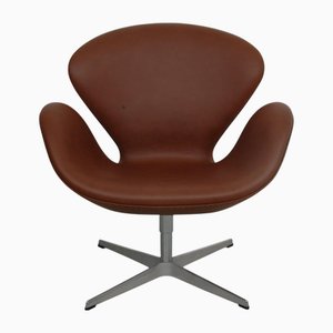 Swan Chair in Mokka Classic Leather by Arne Jacobsen, 2000s