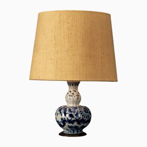 Blaue und weiße Tischlampe aus dem 20. Jh. mit Messinghalterungen von Delft Ceramic