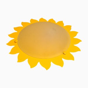 Lámpara de techo vintage con marco de metal amarillo y pantalla de vidrio mate, década de 2000