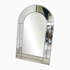 Espejo vintage redondeado con borde artesanal