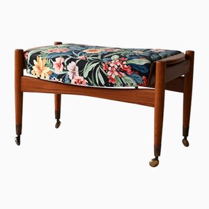 Skandinavischer Fußhocker mit Frank Stoff von Josef Frank für Svenskt Tenn, 1950er