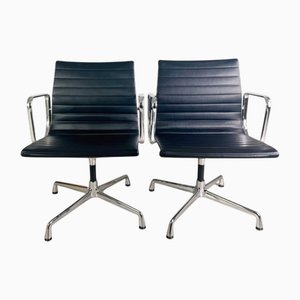 Sedia da ufficio EA 108 di Charles & Ray Eames per Vitra