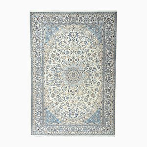 Hand-Knotted Nain 9la Oriental Rug with Silk Content ​