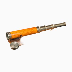 Telescopio inglés antiguo de latón y nogal, 1790. Juego de 2