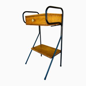 Comodino Mid-Century in quercia con gambe in metallo nero di Jacques Hitier, anni '50