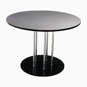 100ø Table by Atelier Alinea
