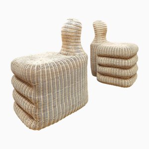 Rattan Thumbs Up Hocker