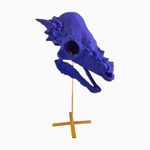 Wesley Smith, Blue Reverie 3 Skulpturale Nachbildung eines Schädels, 21. Jahrhundert, Resin