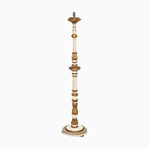 Geschnitzte und handbemalte italienische Stehlampe im Florentiner Stil