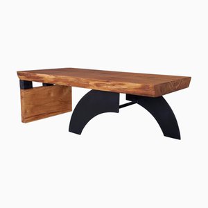 Massiver Couchtisch aus Eiche von Logniture