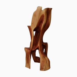Skulpturaler Makha Holz Barstuhl von Logniture